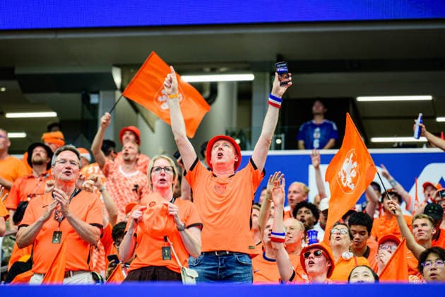 June 13, 2026, Arlington, Texas, USA: Netherlands fans cheer before the start of Group F football match between Netherlands and Japan on June 14, 2026. World Cup 2026  - ZUMAm348 20260613_znp_m348_001 Copyright: xLuisxRevillaxMatax
