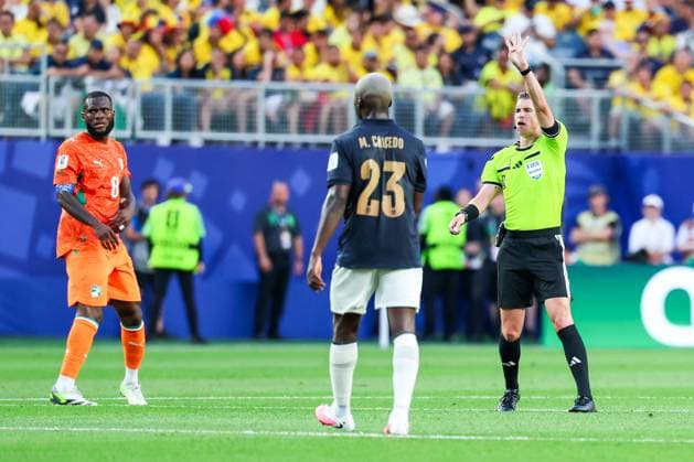 RECORD DATE NOT STATED FIFA World Cup, WM, Weltmeisterschaft, Fussball 2026 - Group E - Ivory Coast v Ecuador Referee Francois Letexier during the match between Ivory Coast and Ecuador in the first round of Group E of the 2026 FIFA World Cup group stage at Philadelphia Stadium, in Philadelphia, United States, on Sunday, June 14, 2026.(Foto: William Volcov Brazil Photo Press IMAGO) Sports Philadelphia PA United States of America Copyright: xWILLIAMxVOLCOVx