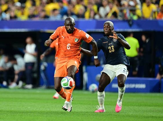 Ivory Coast v Ecuador - FIFA World Cup, WM, Weltmeisterschaft, Fussball 2026 - Group E PHILADELPHIA, UNITED STATES - JUNE 14: Moises Caicedo (23) of Ecuador in action against Seko Fofana (6) of Ivory Coast during the 2026 FIFA World Cup First Stage Group E match between Ivory Coast and Ecuador at Lincoln Financial Field (Philadelphia Stadium) in Philadelphia, Pennsylvania, United States on June 14, 2026. Abdulhamid Hosbas Anadolu Pennsylvania United States. Editorial use only. Please get in touch for any other usage.  Copyright: x2026xAnadoluxAbdulhamidxHosbasx