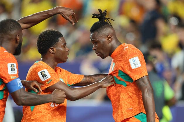 Cote D Ivoire v Ecuador: Group E - FIFA World Cup, WM, Weltmeisterschaft, Fussball 2026 Christ Inao Oulai of Cote D Ivoire and Wilfried Singo of Cote D Ivoire celebrate 1st goal during the FIFA World Cup 2026 Group E match between Cote D Ivoire and Ecuador at Philadelphia Stadium on June 14, 2026 in Philadelphia, United States. WARNING! This Photograph May Only Be Used For Newspaper And Or Magazine Editorial Purposes. May Not Be Used For Publications Involving 1 player, 1 Club Or 1 Competition Without Written Authorisation From Football DataCo Ltd. For Any Queries, Please Contact Football DataCo Ltd on +44 (0) 207 864 9121 Philadelphia Philadelphia Stadium PA United States Copyright: xAllstarxPicturexLibraryxLtdx