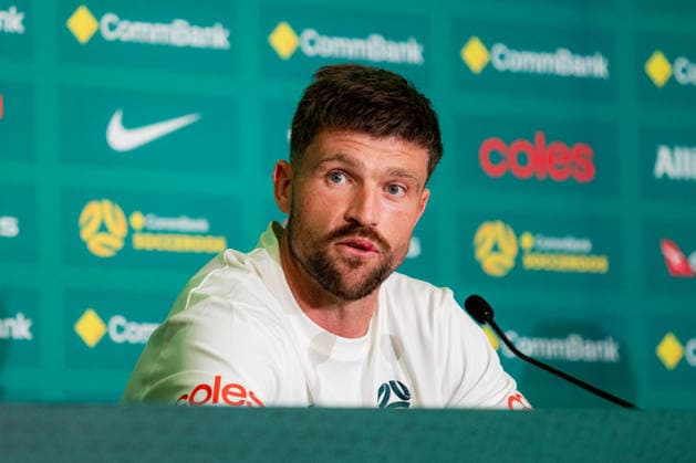 SOCCER AUSTRALIA TRAINING, Socceroos player Cameron Burgess during a press conference, PK, Pressekonferenz at the Oakland Roots Sports Club in Alameda, California, United States, Sunday, June 14, 2026. ( NO ARCHIVING Alameda California United States  Copyright: xJasonxHenryx 20260615194304593333