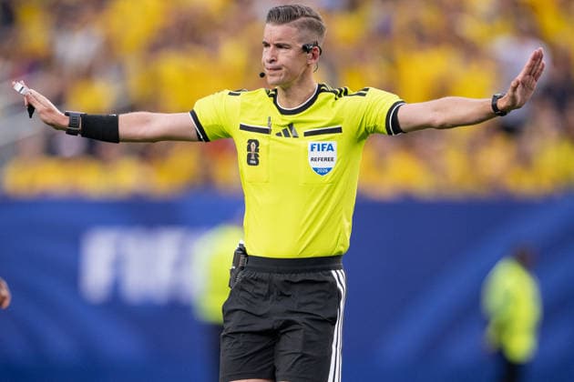 Referee Francois Letexier during the FIFA World Cup, WM, Weltmeisterschaft, Fussball 2026 Group E match between Ecuador and Ivory Coast at Philadelphia Stadium on June 14th, 2026. (Photo by Riquelve Nata Sports Press Photo)  Copyright: xRiquelvexNata SportsxPressxPhotox Sportspressphoto_SPR167087