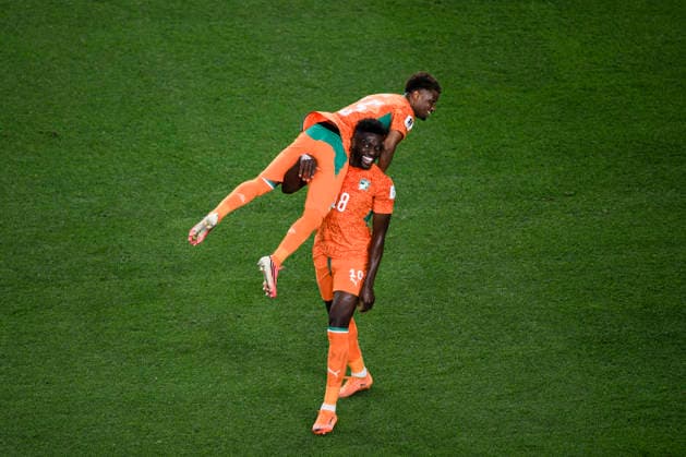 Cote d Ivoire v Ecuador - FIFA World Cup, WM, Weltmeisterschaft, Fussball 2026 Amad Diallo of Cote d Ivoire celebrates with Ibrahim Sangare of Cote d Ivoire folowing the final whistle of the FIFA World Cup 2026 Group E football match between Cote d Ivoire and Ecuador. Philadelphia United States Copyright: xNicolòxCampox