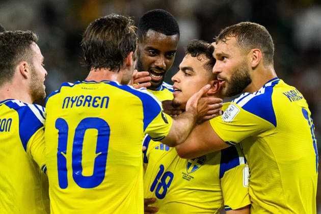 260614 Yasin Ayari of Sweden celebrate with Benjamin Nygren, Alexander Isak and Jesper Karlström of Sweden after scoring 1-0 during the FIFA World Cup, WM, Weltmeisterschaft, Fussball 2026 football match between Sweden and Tunisia on June 14, 2026 in Monterrey. Photo: Joel Marklund BILDBYRAN kod JM PA1234 bbeng fotboll football soccer fotball vm fotbolls-vm fotball-vm fotbolls-vm 2026 fifa world cup 2026 sverige sweden sverige a tunisien tunisia jubel