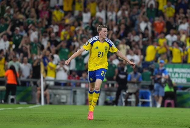 Sweden v Tunisia - FIFA World Cup, WM, Weltmeisterschaft, Fussball 2026 - Group F MONTERREY, MEXICO - JUNE 14: Alexander Bernhardsson (21) of Sweden celebrate after a goal during the 2026 FIFA World Cup First Stage Group F match between Sweden and Tunisia at Estadio BBVA (Monterrey Stadium) in Monterrey, Mexico on June 14, 2026. Juancho Torres Anadolu Monterrey Mexico. Editorial use only. Please get in touch for any other usage.  Copyright: x2026xAnadoluxJuanchoxTorresx