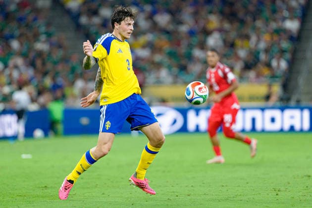 Victor Lindelof seen during FIFA World Cup, WM, Weltmeisterschaft, Fussball 2026 game between national teams of Sweden and Tunisia (Alejandro Espino Ball Raw Images) Monterrey Monterrey Stadium Mexico Copyright: xAlejandroxEspinox alejandroespino_sweden_tunisia_2526_3-30