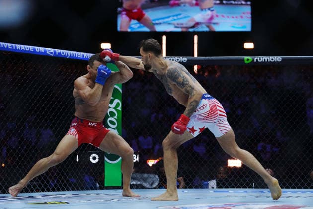UFC Freedom 250 WASHINGTON, DC - June 14, 2026 : Mauricio Ruffy and Michael Chandler meet in the octagon for a 3-round bout at UFC Freedom 250 at The White House South Lawn on June 14, 2026 in Las Vegas, NV. (Photo by Louis Grasse PXImages) WASHINGTON, DC The White House South Lawn DC USA Copyright: xLouisxGrassex