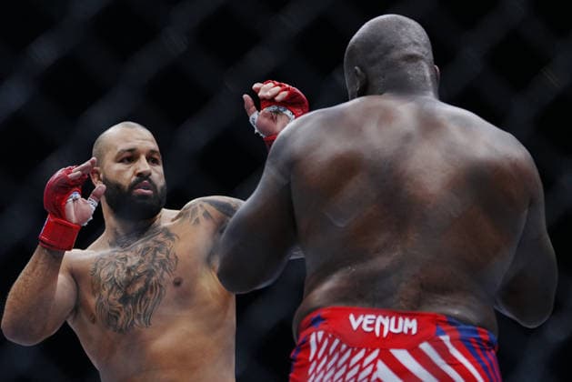 UFC Freedom 250 WASHINGTON, DC - June 14, 2026 : Josh Hokit and Derrick Lewis meet in the octagon for a 3-round bout at UFC Freedom 250 at The White House South Lawn on June 14, 2026 in Las Vegas, NV. (Photo by Louis Grasse PXImages) WASHINGTON, DC The White House South Lawn DC USA Copyright: xLouisxGrassex