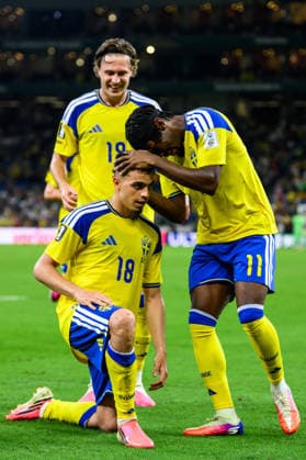 260614 Yasin Ayari, Anthony Elanga and Mattias Svanberg of Sweden celebrate after 5-1 during the FIFA World Cup, WM, Weltmeisterschaft, Fussball 2026 football match between Sweden and Tunisia on June 14, 2026 in Monterrey. Photo: Petter Arvidson BILDBYRAN kod PA PA1234 bbeng fotboll football soccer fotball vm fotbolls-vm fotball-vm fotbolls-vm 2026 fifa world cup 2026 sverige sweden sverige a tunisien tunisia bbauto jubel