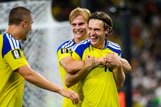 260614 Gustaf Lagerbielke, Lucas Bergvall and Mattias Svanberg of Sweden celebrate after 4-1 during the FIFA World Cup, WM, Weltmeisterschaft, Fussball 2026 football match between Sweden and Tunisia on June 14, 2026 in Monterrey. Photo: Joel Marklund BILDBYRAN kod JM PA1234 bbeng fotboll football soccer fotball vm fotbolls-vm fotball-vm fotbolls-vm 2026 fifa world cup 2026 sverige sweden sverige a tunisien tunisia jubel