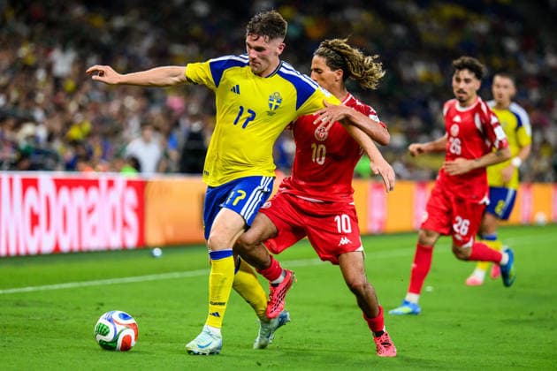 260614 Viktor Gyökeres of Sweden and Hannibal Mejbri of Tunisia during the FIFA World Cup, WM, Weltmeisterschaft, Fussball 2026 football match between Sweden and Tunisia on June 14, 2026 in Monterrey. Photo: Joel Marklund BILDBYRAN kod JM PA1234 bbeng fotboll football soccer fotball vm fotbolls-vm fotball-vm fotbolls-vm 2026 fifa world cup 2026 sverige sweden sverige a tunisien tunisia