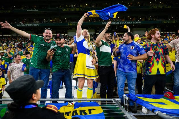 260614 Fans of Sweden celebrate after the FIFA World Cup, WM, Weltmeisterschaft, Fussball 2026 football match between Sweden and Tunisia on June 14, 2026 in Monterrey. Photo: Petter Arvidson BILDBYRAN kod PA PA1234 bbeng fotboll football soccer fotball vm fotbolls-vm fotball-vm fotbolls-vm 2026 fifa world cup 2026 sverige sweden sverige a tunisien tunisia publik *** 260614 Fans of Sweden celebrate after the FIFA World Cup 2026 football match between Sweden and Tunisia on June 14, 2026 in Monterrey Photo Petter Arvidson BILDBYRAN kod PA PA1234 bbeng fotboll football soccer fotball vm fotbolls vm fotball vm fotbolls vm 2026 fifa world cup 2026 sverige sweden sverige a tunisien tunisia publik  Copyright: PETTERxARVIDSON BB260614PA290