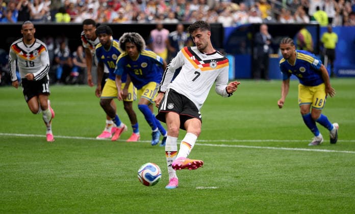 Fussball FIFA WM 2026 Vorrunde Gruppe E in Houston Deutschland - Curacao 14.06.2026 Elfmeter Tor zum 3 - 1, Kai Havertz (Deutschland)