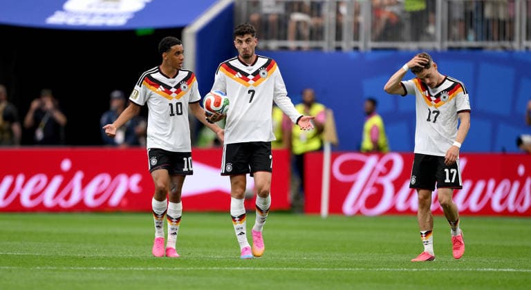 Fussball FIFA WM 2026 Vorrunde Gruppe E in Houston Deutschland - Curacao 14.06.2026 Jamal Musiala , Kai Havertz , Florian Wirtz (v. li., Deutschland)
