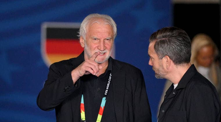 Fussball FIFA WM 2026 Vorrunde Gruppe E in Houston Deutschland - Curacao 14.06.2026 Rudi Völler li., GER Sportdirektor mit Jens Busch (re, Senior Head of Event Operations)