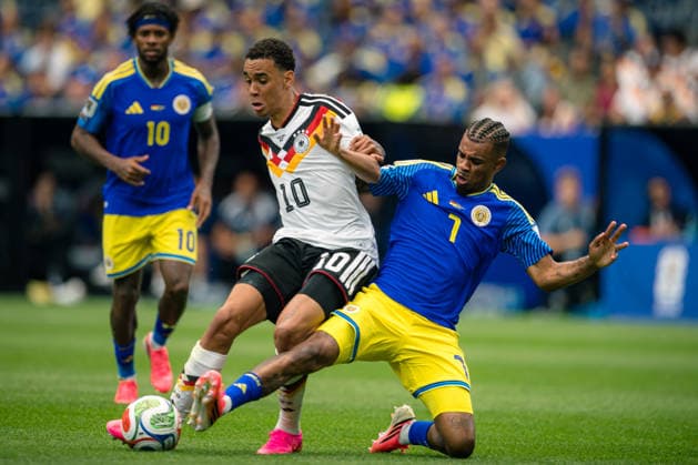 June 14, 2026: Curacao midfielder JUNINHO BACUNA (7) steals the ball from Germany midfielder JAMAL MUSIALA (10) during the FIFA World Cup, WM, Weltmeisterschaft, Fussball 2026 Group E between Germany and CuraÂao at Houston Stadium in Houston, Texas, USA, on June 14, 2026. - ZUMAp213 20260614_znp_p213_033 Copyright: xLynnxPenningtonx