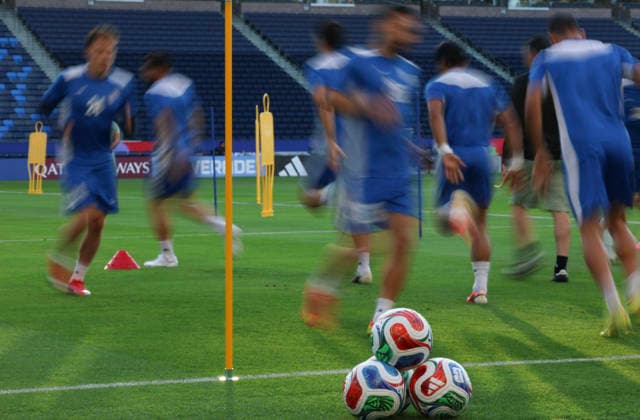 (260615) -- LOS ANGELES, June 15, 2026 -- Players of Iran attend a training session at Carson Sports Park in Los Angeles, the United States, on June 14, 2026. ) (SP)U.S.-LOS ANGELES-FOOTBALL FIFA World Cup, WM, Weltmeisterschaft, Fussball TEAM IRAN-TRAINING BaixXuefei 
