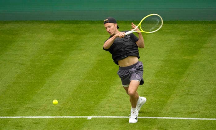 photo : Max Schoenhaus (GER) Tennis-Turnier Terra Wortmann Cup - erste Runde - im Gerry Weber Sportpark ( Heristo Arena ) in Halle Westfalen am Mo. 15.06.2026