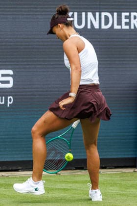 Berlin, 15.06.26, Tennis: VANDA Pharmaceuticals BERLIN TENNIS OPEN 2026 im Steffi-Graf-Stadion. Damen, Einzel, T. J. Brockmann (GER) vs 11 A. Parks (USA). Tessa Johanna Brockmann (Deutschland) retourniert einen Ball. VANDA Pharmaceuticals BERLIN TENNIS OPEN 2026