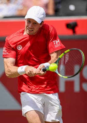 Botic Van de Zandschulp of Holland in action HSBC Queen s Club Championships, Day Ten, Tennis, Queen s Club, West Kensington, London, UK - 15 Jun 2026London Queen s Club United Kingdom  Copyright: xEllaxLing Shutterstockx 16924336g