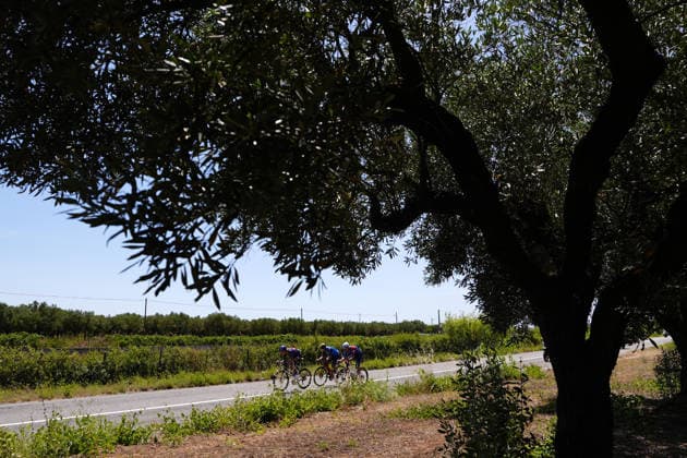 The pack rides cycles during Stage 2 of the Giro Next Gen 2026, from Tropea to Crotone, Italy, Monday, June 15, 2026.  Copyright: xFabioxFerrari LaPressex