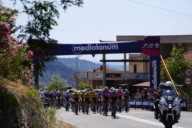 The pack rides cycles during Stage 2 of the Giro Next Gen 2026, from Tropea to Crotone, Italy, Monday, June 15, 2026.  Copyright: xFabioxFerrari LaPressex