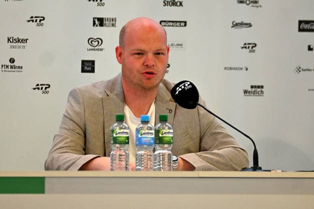 Sven Wortmann (geschaeftsfuehrender Gesellschafter der heristo-arena) waehrend einer Pressekonferenz TERRA WORTMANN Open 2026, Tennis, ATP, Tennis Herren Tennis Herren 500, Turnier, Hauptfeld, 15.06.2026, TERRA WORTMANN Open 2026, Tennis, ATP, Tennis Herren 500, Turnier, Hauptfeld, 15.06.2026 Halle