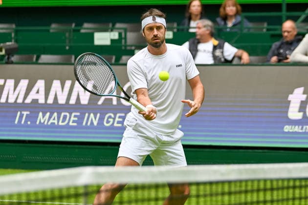 Nikoloz Basilashvili (GEO) am Netz TERRA WORTMANN Open 2026, Tennis, ATP, Tennis Herren Tennis Herren 500, Turnier, Hauptfeld, 15.06.2026, TERRA WORTMANN Open 2026, Tennis, ATP, Tennis Herren 500, Turnier, Hauptfeld, 15.06.2026 Halle