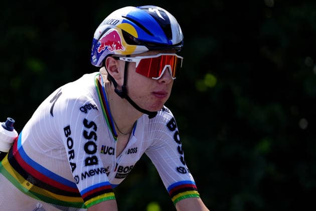 Italy s Lorenzo Mark Finn of Red Bull - Bora - Hansgrohe Rookies during Stage 2 of the Giro Next Gen 2026, from Tropea to Crotone, Italy, Monday, June 15, 2026.  Copyright: xFabioxFerrari LaPressex