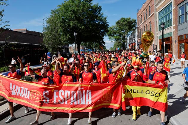 Spanish supporters cheer ahead of the 2026 FIFA World Cup, WM, Weltmeisterschaft, Fussball group H soccer match between Spain and Cape Verde at Mercedes-Benz Stadium, in Atlanta, Georgia, United States, 15 June 2026. FIFA World Cup 2026 - Group H - Spain vs. Cape Verde !ACHTUNG: NUR REDAKTIONELLE NUTZUNG!  Copyright: xLavandeiraxJrx GRAF8760 20260615-55020602889_1