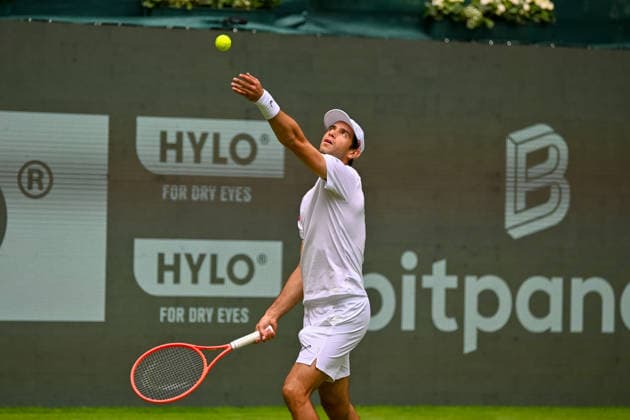 Nuno Borges (POR) beim Aufschlag TERRA WORTMANN Open 2026, Tennis, ATP, Tennis Herren Tennis Herren 500, Turnier, Hauptfeld, 15.06.2026, TERRA WORTMANN Open 2026, Tennis, ATP, Tennis Herren 500, Turnier, Hauptfeld, 15.06.2026 Halle