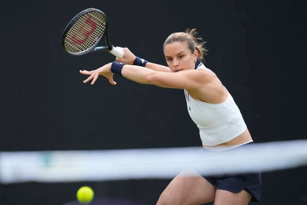 Lexus Nottingham Open - Day One Maria Sakkari of Greece in action during her Round of 32 match at the 2026 Lexus Nottingham Open Women s tennis tournament at the Nottingham Tennis Centre in Nottingham, England, on June 15, 2026. Nottingham United Kingdom  Copyright: xOwenxHammondx originalFilename:hammond-2026lexu260615_npC0L.jpg