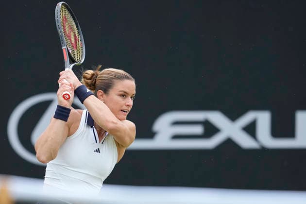 Lexus Nottingham Open - Day One Maria Sakkari of Greece in action during her Round of 32 match at the 2026 Lexus Nottingham Open Women s tennis tournament at the Nottingham Tennis Centre in Nottingham, England, on June 15, 2026. Nottingham United Kingdom  Copyright: xOwenxHammondx originalFilename:hammond-2026lexu260615_np1Lv.jpg
