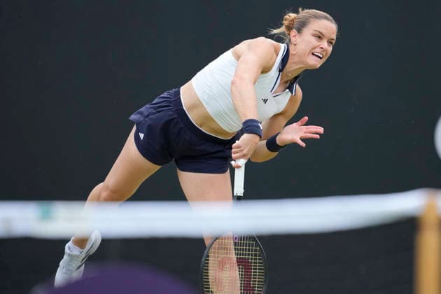 Lexus Nottingham Open - Day One Maria Sakkari of Greece in action during her Round of 32 match at the 2026 Lexus Nottingham Open Women s tennis tournament at the Nottingham Tennis Centre in Nottingham, England, on June 15, 2026. Nottingham United Kingdom  Copyright: xOwenxHammondx originalFilename:hammond-2026lexu260615_np7Kg.jpg
