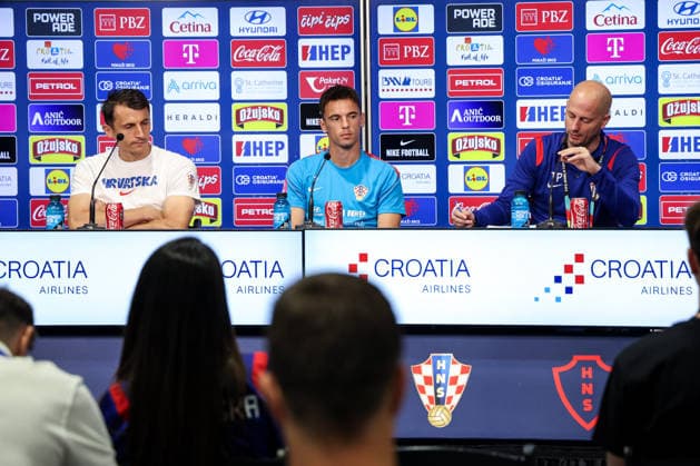 Croatia Training And press conference, PK, Pressekonferenz - FIFA World Cup, WM, Weltmeisterschaft, Fussball 2026 Ante Budimir and Nikola of Croatia speak to the media during a press conference of Croatia National Football Team at training centre at Episcopal High School on June 15, 2026 in Alexandria, Virginia.  IgorxKralj PIXSELL