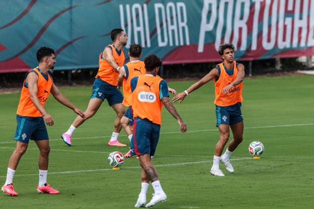 FIFA World Cup, WM, Weltmeisterschaft, Fussball 2026 - Portugal training session Portugal s players participate during a training session of Portugal s national team, Nationalteam at Garden District Park in Palm Beach, Florida, USA, 15 June 2026. Palm Beach Florida Estados Unidos  Copyright: xMIGUELxA.xLOPESx