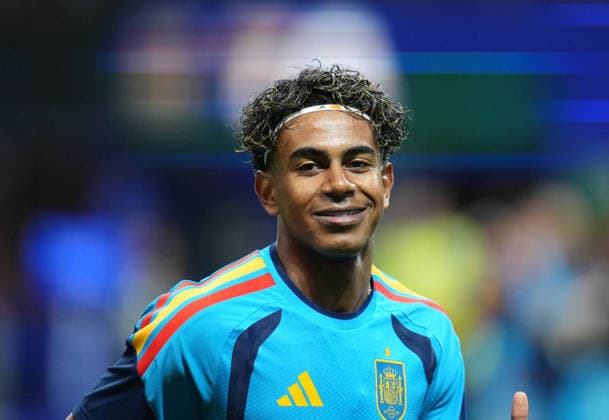 Lamine Yamal (Spain) looks on during Spain and Cape Verde, Group H FIFA World Cup, WM, Weltmeisterschaft, Fussball 2026, Atlanta Stadium, Atlanta, United States on June 15, 2026. Thor Wegner DeFodi Images. (Photo by DeFodi Images) -