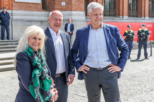 15.06.2026, Berlin, Bürgermeister Kai Wegner empfängt die Handball Manschaft Füchse Berlin am Roten Rathauses. Bürgermeister Kai Wegner empfängt die Füchse Berlin