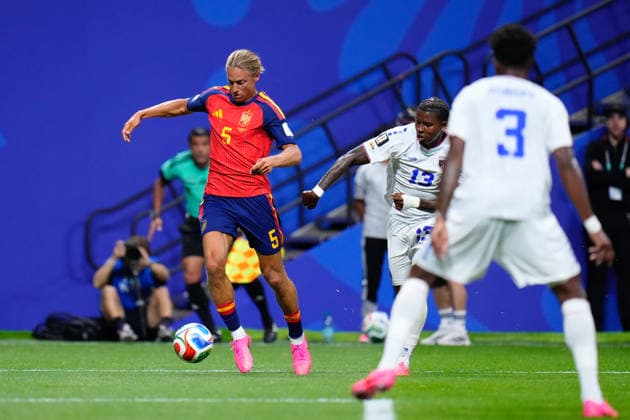 Spain v Cabo Verde: Group H - FIFA World Cup, WM, Weltmeisterschaft, Fussball 2026 Marcos Llorente of Spain runs with the ball during the FIFA World Cup 2026 Group H match between Spain and Cabo Verde at Atlanta Stadium on June 15, 2026 in Atlanta, United States. Atlanta GA United States  Copyright: xJosexBretonx originalFilename:bretonhernandez-spainvca260615_npMgb.jpg