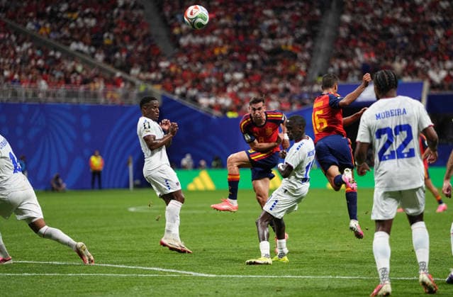 Aymeric Laporte (Spain) shoots on goal during Spain and Cape Verde, Group H FIFA World Cup, WM, Weltmeisterschaft, Fussball 2026, Atlanta Stadium, Atlanta, United States on June 15, 2026. Thor Wegner DeFodi Images. (Photo by DeFodi Images) -