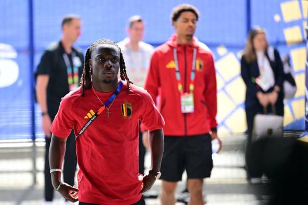 Belgium s Jeremy Doku arrives for a soccer game between Belgian national team, Nationalteam Red Devils and Egypt, on Monday 15 June 2026 in Seattle, the first game in the group stage of the FIFA World Cup, WM, Weltmeisterschaft, Fussball 2026 in the United States of America. The Diables Rouges - Rode Duivels were drawn into Group G. DIRKxWAEM  x177801512x