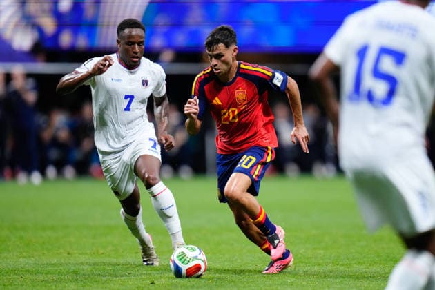 Spain v Cabo Verde: Group H - FIFA World Cup, WM, Weltmeisterschaft, Fussball 2026 Pedri Gonzalez of Spain drives the ball during the FIFA World Cup 2026 Group H match between Spain and Cabo Verde at Atlanta Stadium on June 15, 2026 in Atlanta, United States. Atlanta GA United States  Copyright: xJosexBretonx originalFilename:bretonhernandez-spainvca260615_np8tb.jpg