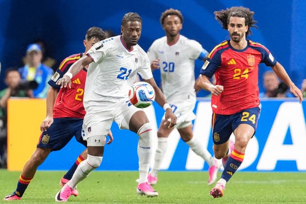 Nuno Da Costa of Cabo Verde runs with the ball (C) under pressure from Marc Cucurella of Spain (R) during a FIFA Menâ€™s World Cup 2026 Group Stage football match between Spain and Cabo Verde at Atlanta Stadium, in Atlanta on June 15th 2026 (Photo by Alexandra Fechete SPP)  Copyright: xAlexandraxFechete SPPx Sportspressphoto_SPR167379