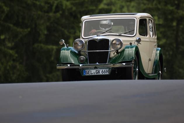 RECORD DATE NOT STATED 50 Riley 15 6 Adelphi, Bj. 1935, Fahrer: Kranz (GER) GER, Motorsport, Rennsport, ADAC Nuerburgring Classic, Nuerburg, Prewars, Vorkriegsfahrzeuge, 13.06.2026 GER, Motorsport, Rennsport, ADAC Nuerburgring Classic, Nuerburg, Prewars, Vorkriegsfahrzeuge, 13.06.2026 Nuerburg