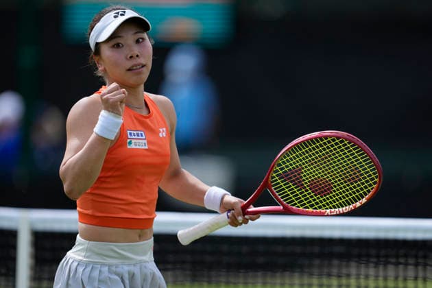 Lexus Nottingham Open - Day One Himeno Sakatsume of Japan competes during her Round of 32 match at the 2026 Lexus Nottingham Open Women s tennis tournament at the Nottingham Tennis Centre in Nottingham, England, on June 15, 2026. Nottingham Great Britain United Kingdom  Copyright: xOwenxHammondx originalFilename:hammond-2026lexu260615_npuiM.jpg