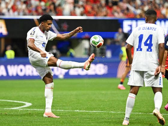 (260616) -- ATLANTA, June 16, 2026 -- Joao Paulo (L) of Cape Verde competes during the group H match between Spain and Cape Verde at the 2026 FIFA World Cup, WM, Weltmeisterschaft, Fussball at Atlanta Stadium in Atlanta, the United States, June 15, 2026. ) (SP)U.S.-ATLANTA-FOOTBALL-FIFA WORLD CUP-GROUP H-ESP VS CPV JuxHuanzong 