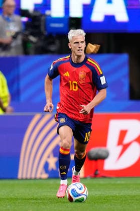 Spain v Cabo Verde: Group H - FIFA World Cup, WM, Weltmeisterschaft, Fussball 2026 Dani Olmo of Spain drives the ball during the FIFA World Cup 2026 Group H match between Spain and Cabo Verde at Atlanta Stadium on June 15, 2026 in Atlanta, United States. Atlanta GA United States  Copyright: xJosexBretonx originalFilename:bretonhernandez-spainvca260615_npOPW.jpg