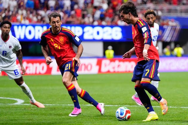 Spain v Cabo Verde: Group H - FIFA World Cup, WM, Weltmeisterschaft, Fussball 2026 Ferran Torres of Spain drives the ball during the FIFA World Cup 2026 Group H match between Spain and Cabo Verde at Atlanta Stadium on June 15, 2026 in Atlanta, United States. Atlanta GA United States  Copyright: xJosexBretonx originalFilename:bretonhernandez-spainvca260615_npbvr.jpg