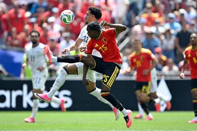 Belgium vs Egypt - 2026 FIFA World Cup, WM, Weltmeisterschaft, Fussball SEATTLE, USA - JUNE 15 : Ngoy Nathan defender of Belgium and Marmoush Omar forward of Egypt battle for the ball during the FIFA World Cup 2026 Group G match between Belgium and Egypt at the Lumen Field stadium on June 15, 2026 in Seattle, USA, 15 06 2026 Seattle United States of America  Copyright: xNicoxVereeckenx