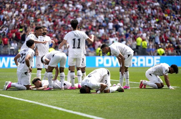 FIFA World Cup, WM, Weltmeisterschaft, Fussball 2026 - Group G - Belgium vs Egypt Emam Ashour (bottom L) of Egypt celebrates with teammates after scoring the opening goal during the FIFA World Cup 2026 group stage match Belgium against Egypt, in Seattle, USA, 15 June 2026. SEATTLE United States  Copyright: xSTEPHENxBRASHEARx
